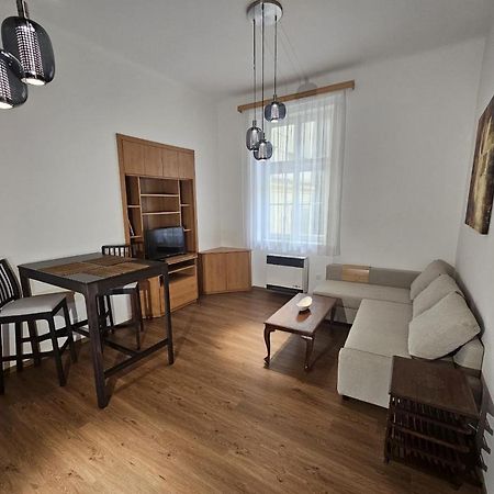 Sweet Apartment In The Heart Of プラハ エクステリア 写真