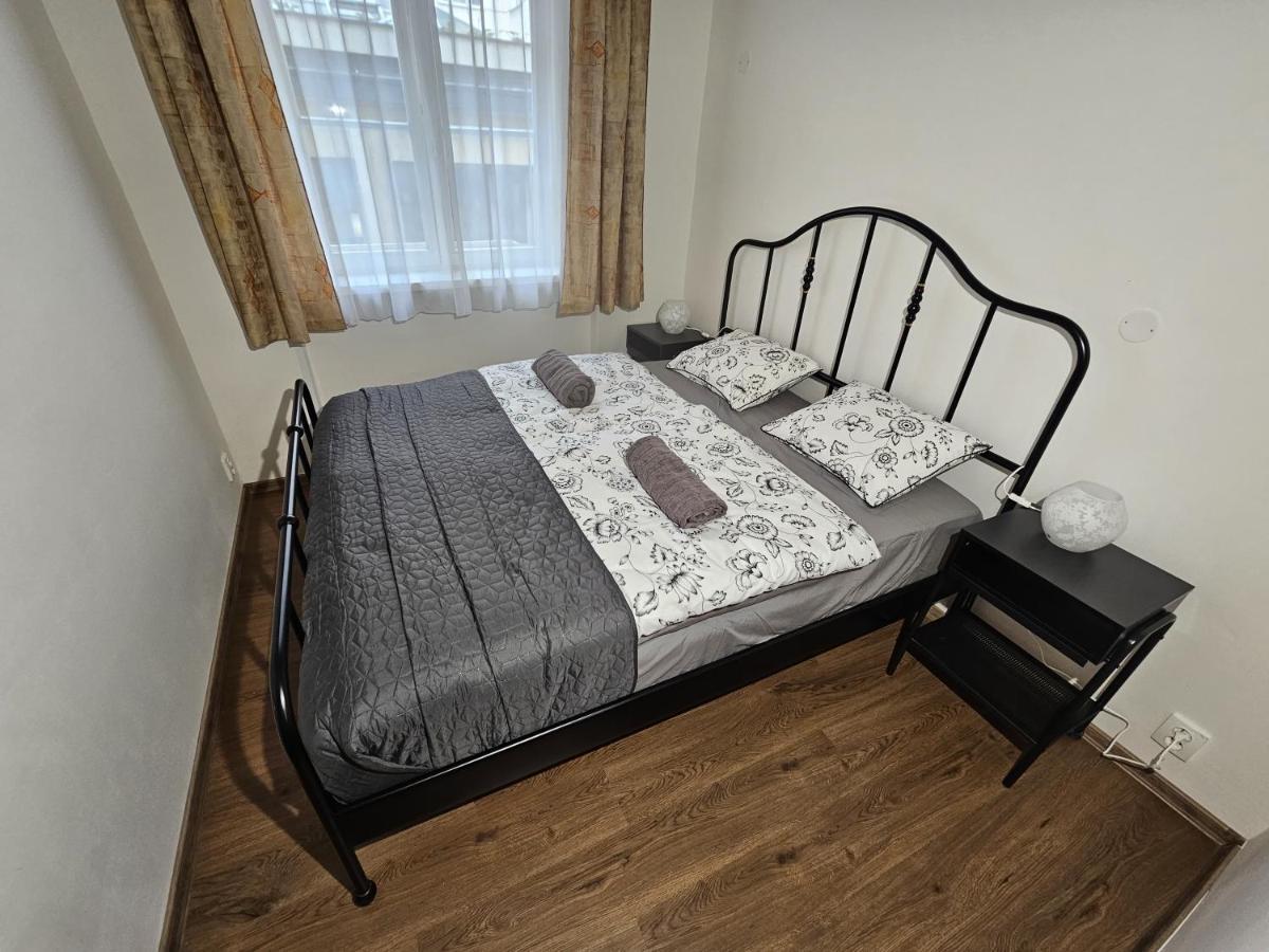 Sweet Apartment In The Heart Of プラハ エクステリア 写真
